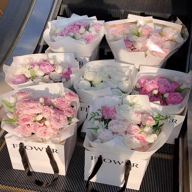 Printed Luxury White Square Flower Bouquet Paper Bags