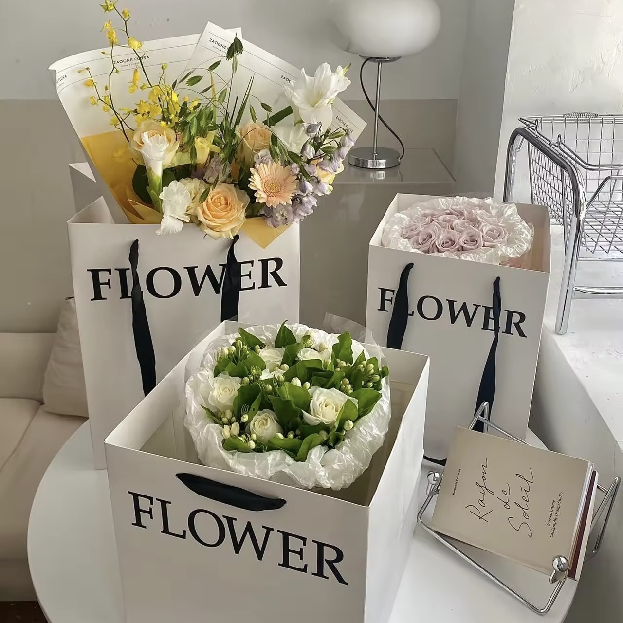 Printed Luxury White Square Flower Bouquet Paper Bags