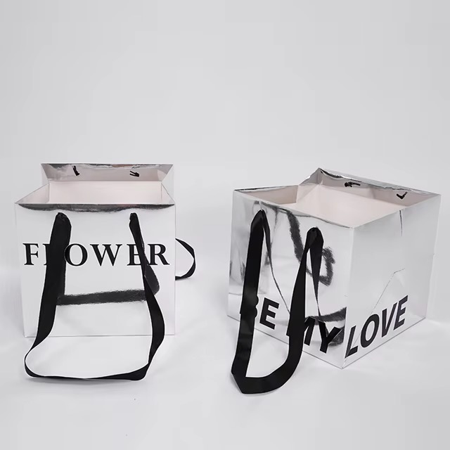 Luxury Ivory Board Square Silver Mirror Flower Gift Paper Bag