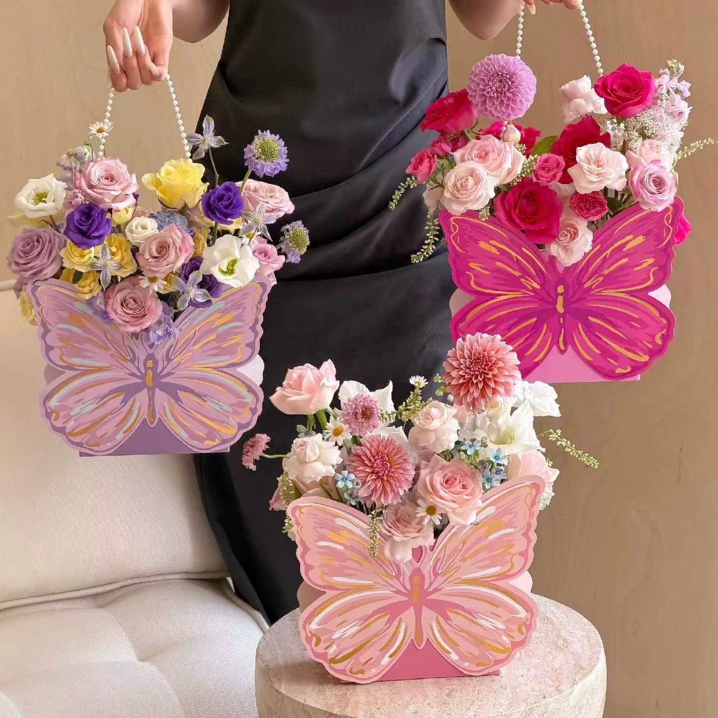 Pearl Chain Handle Flower Packaging Bag Waterproof Butterfly Design Bouquet Florist Arrangement