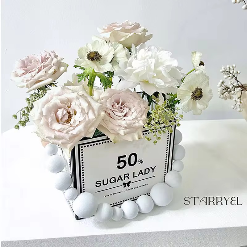 OEM Custom INS Style Portable Foldable Handheld Bag Gift Box For Flower Bouquet