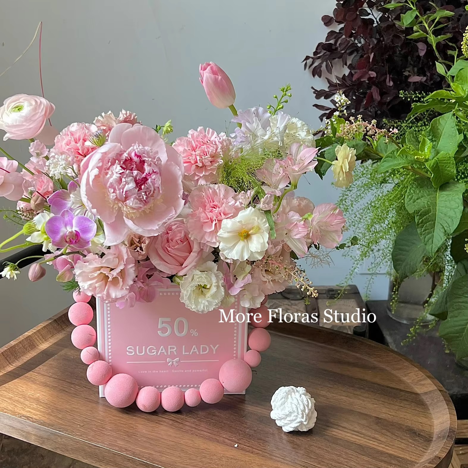 OEM Custom INS Style Portable Foldable Handheld Bag Gift Box For Flower Bouquet